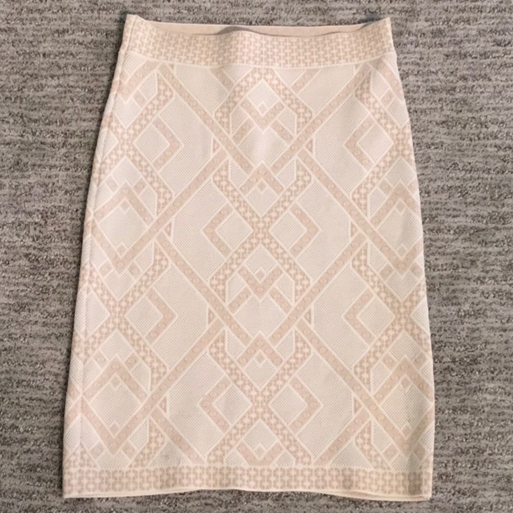 BCBG knit skirt